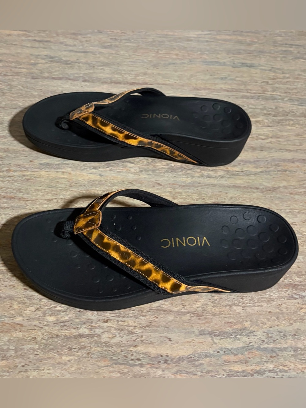Vionic Animal Print Straps Sandals with Black Sole - Picture 3 of 12
